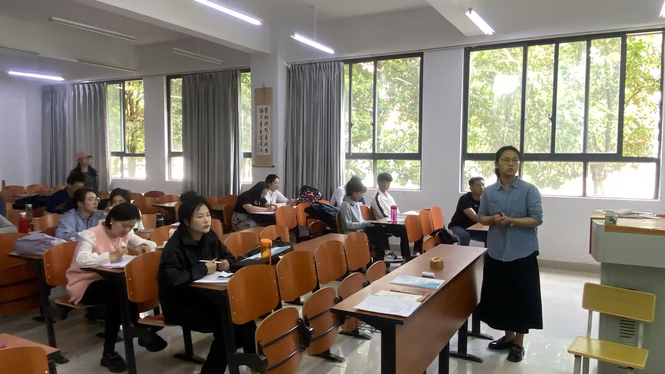 1757930257189078839.jpg 2.jpg