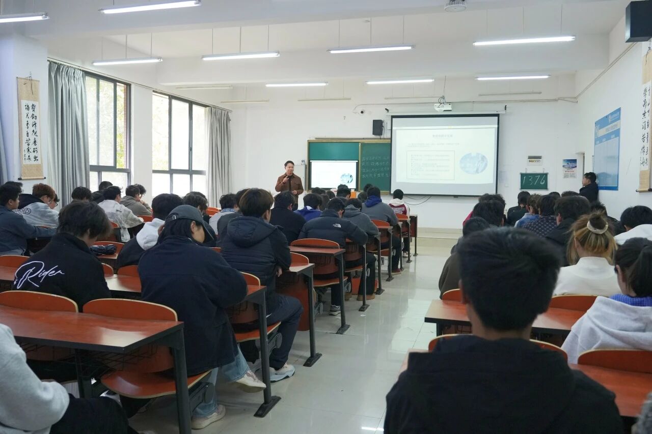 直击现场！数据标注行业“大咖”进校园，解锁云商学子实习就业新赛道